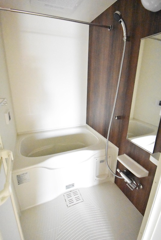 ��ʌ��������܎s����厚�w��̃A�p�[�g�̃o�X