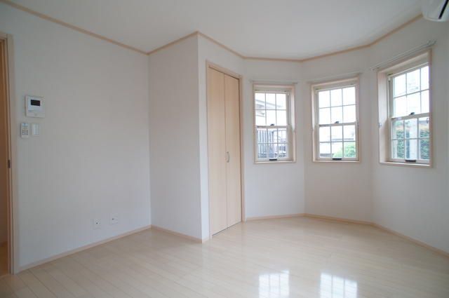 ��ʌ��������܎s�Y�a�挳���P���ڂ̃A�p�[�g�̋��ԁE���r���O