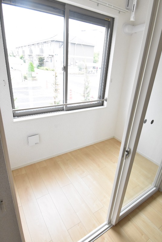 ��ʌ��������܎s����厚�w��̃A�p�[�g�̂��̑������E�X�y�[�X