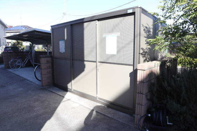 ��ʌ�����s�����R���ڂ̃A�p�[�g�̂��̑�