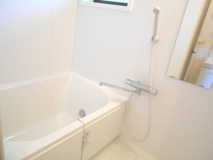 ��ʌ��������܎s�΋�厚�����̃A�p�[�g�̃o�X