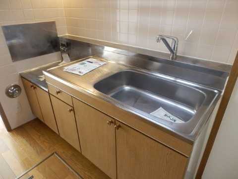 ��ʌ��������܎s����厚���m��̃A�p�[�g�̃L�b�`��