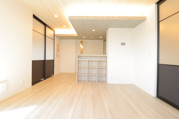 ��ʌ��z�J�s���C�N�^�E���Q���ڂ̃A�p�[�g�̋��ԁE���r���O