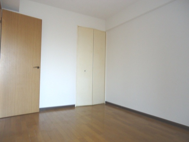 ��ʌ��������܎s�k��{�����̃}���V�����̋����E���r���O