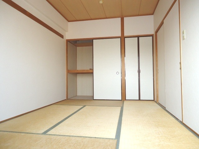 ��ʌ��������܎s�k��{�����̃}���V�����̋����E���r���O