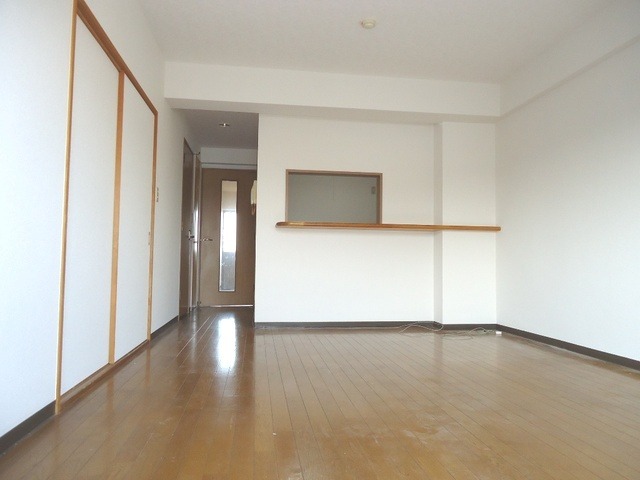 ��ʌ��������܎s�k��{�����̃}���V�����̋����E���r���O