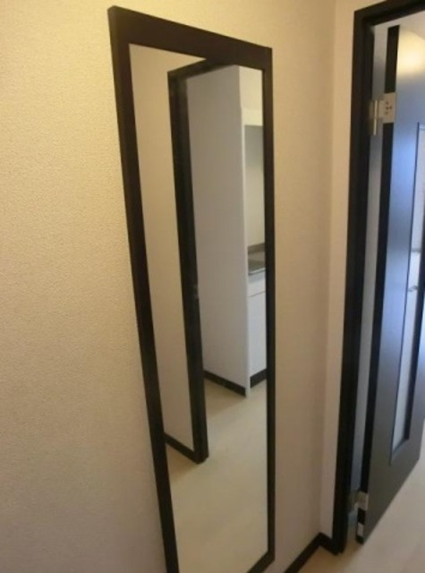 ��ʌ�����s��ԑ�Q���ڂ̃A�p�[�g�̂��̑������E�X�y�[�X