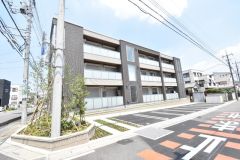 ��ʌ��������܎s��{��������P����667�̃}���V�����̌����O��