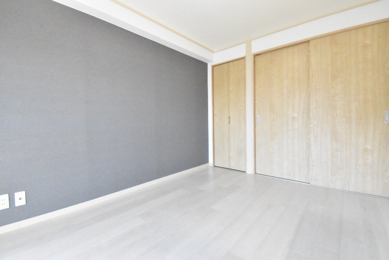 ��ʌ������s�J�˒����̃}���V�����̂��̑������E�X�y�[�X