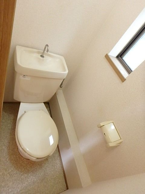 ��ʌ��������܎s��{��k�ܒ��Q���ڂ̃A�p�[�g�̃g�C��