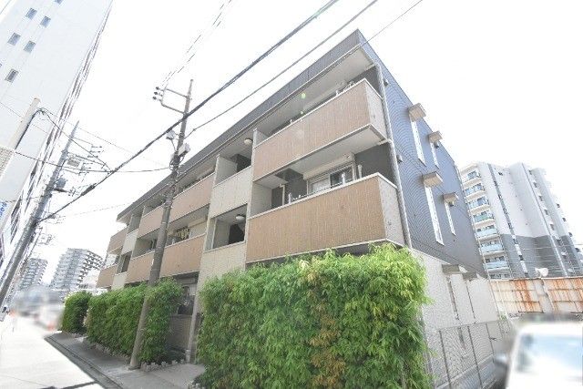 ��ʌ��������܎s�Y�a���ՂR����17-16�̃A�p�[�g�̌����O��