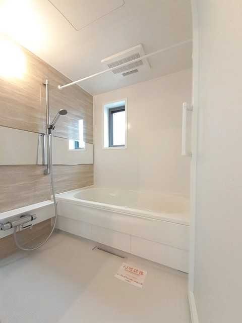 ��ʌ��������܎s��΋�������R���ڂ̃A�p�[�g�̃o�X