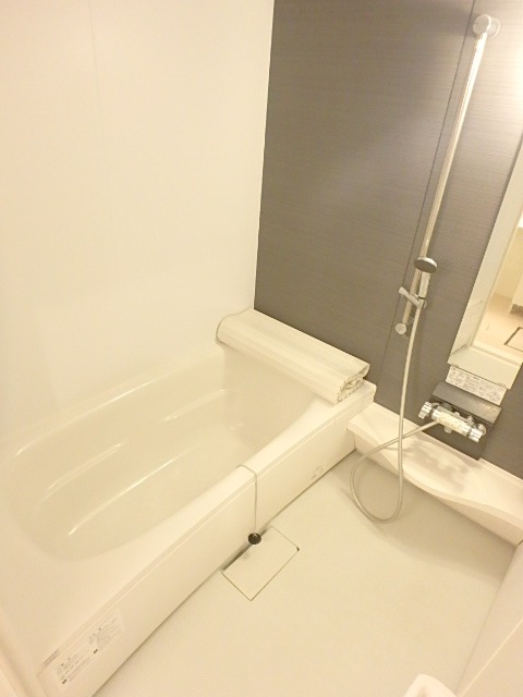 ��ʌ��������܎s�Y�a�挳���Q���ڂ̃A�p�[�g�̃o�X