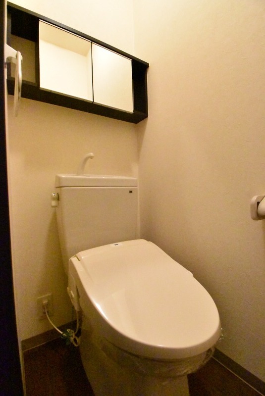 ��ʌ��z�J�s���C�N�^�E���Q���ڂ̃A�p�[�g�̃g�C��