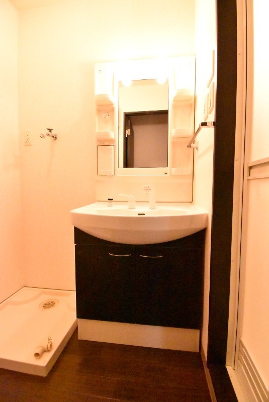 ��ʌ��z�J�s���C�N�^�E���Q���ڂ̃A�p�[�g�̐��ʏ�