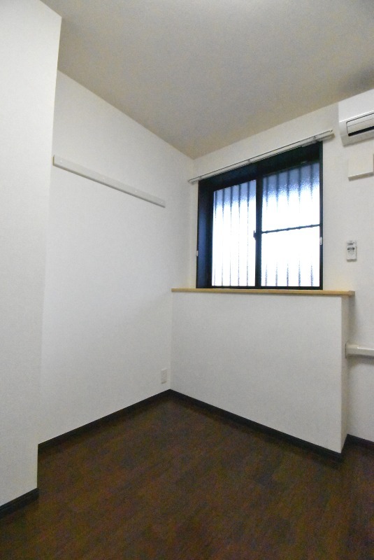 ��ʌ��z�J�s���C�N�^�E���Q���ڂ̃A�p�[�g�̂��̑�