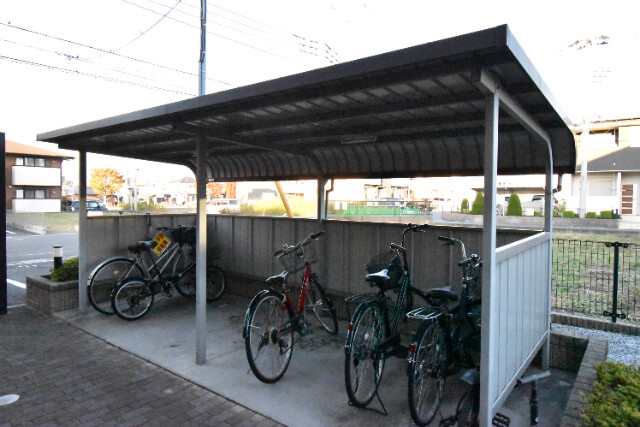 ��ʌ��z�J�s���C�N�^�E���Q���ڂ̃A�p�[�g�̂��̑�