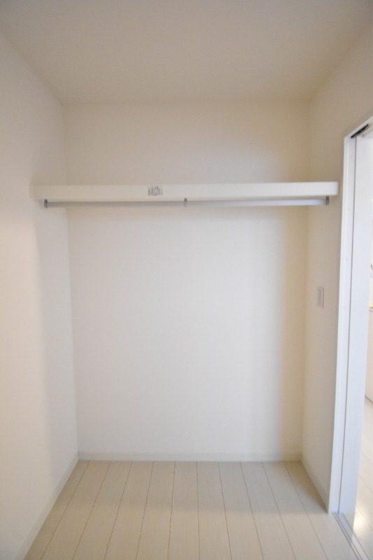 ��ʌ��������܎s��{�擌���P���ڂ̃A�p�[�g�̎��[