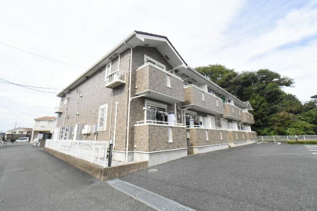 ��ʌ��@�c�s������11-11�̃A�p�[�g�̌����O��