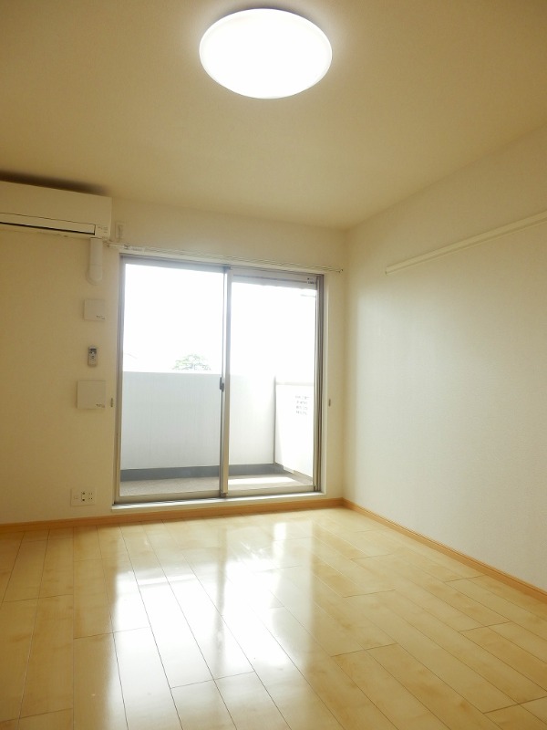 ��ʌ��z�J�s�k�z�J�S���ڂ̃}���V�����̋��ԁE���r���O