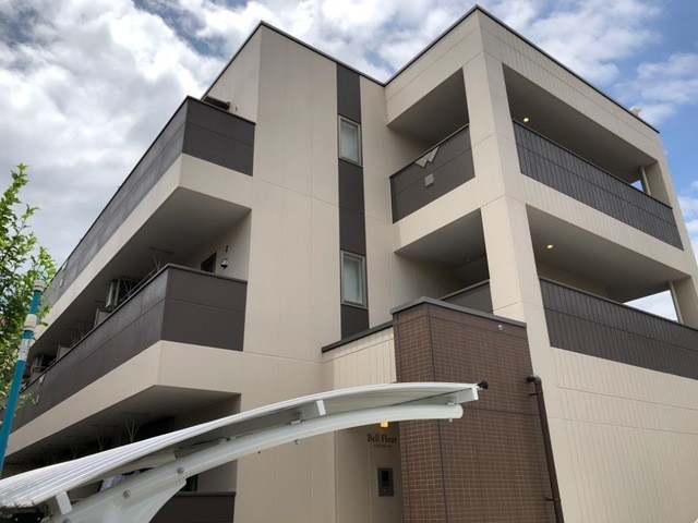 ��ʌ�����s�˒˓��Q���ڂ̃}���V�����̌����O��