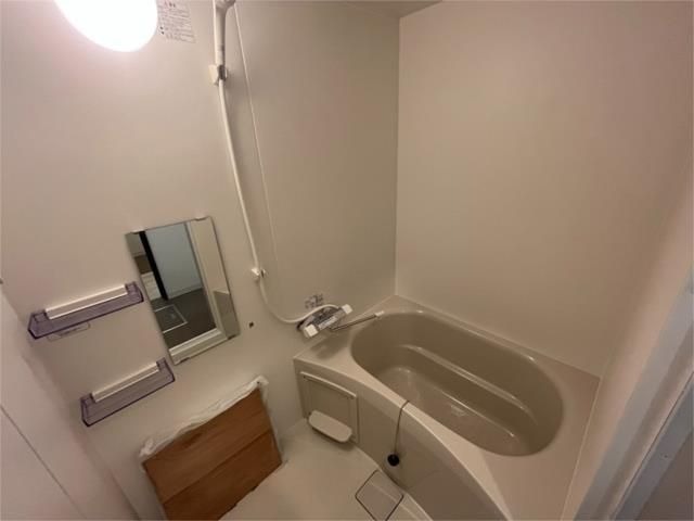 ��ʌ��t�����s��g�c�̃A�p�[�g�̃o�X