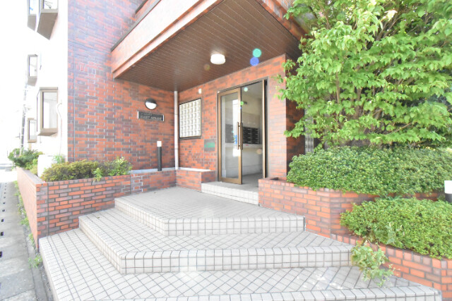 ��ʌ�����s�˒˓��P���ڂ̃}���V�����̃G���g�����X