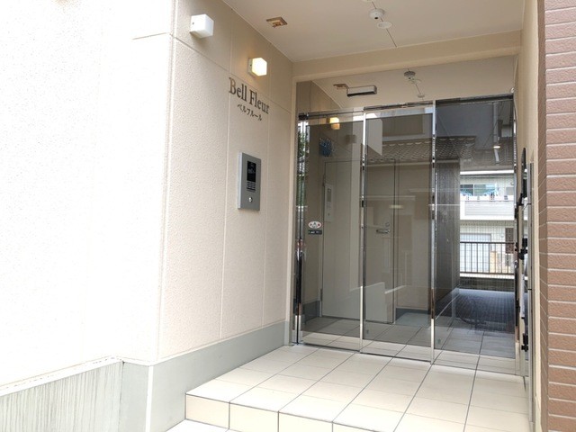 ��ʌ�����s�˒˓��Q���ڂ̃}���V�����̃G���g�����X