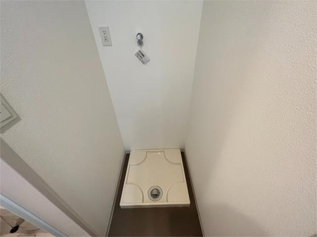 ��ʌ��t�����s��g�c�̃A�p�[�g�̂��̑��ݔ�