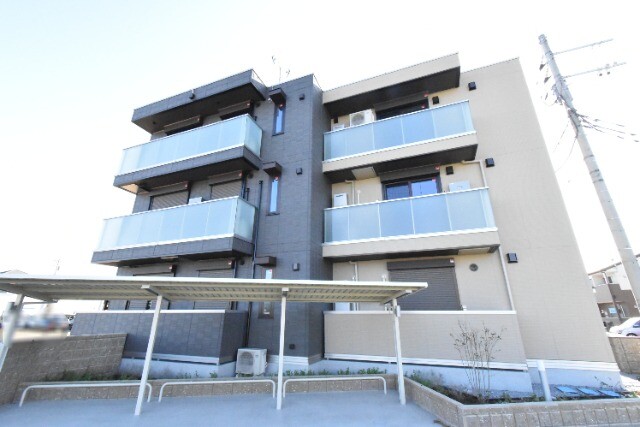 ��ʌ��������܎s�΋�����T���ڂ̃A�p�[�g�̌����O��