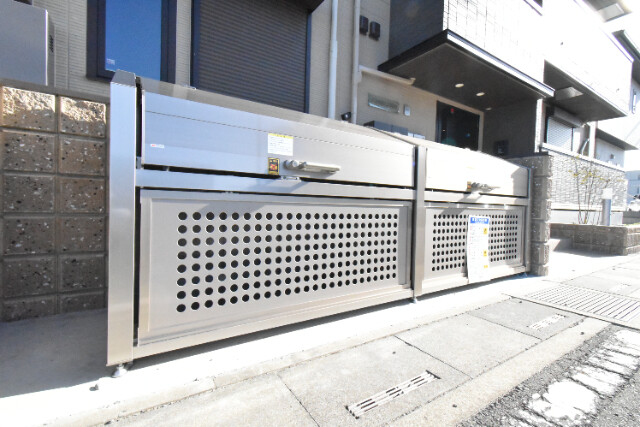 ��ʌ��������܎s�΋�����T���ڂ̃A�p�[�g�̂��̑�