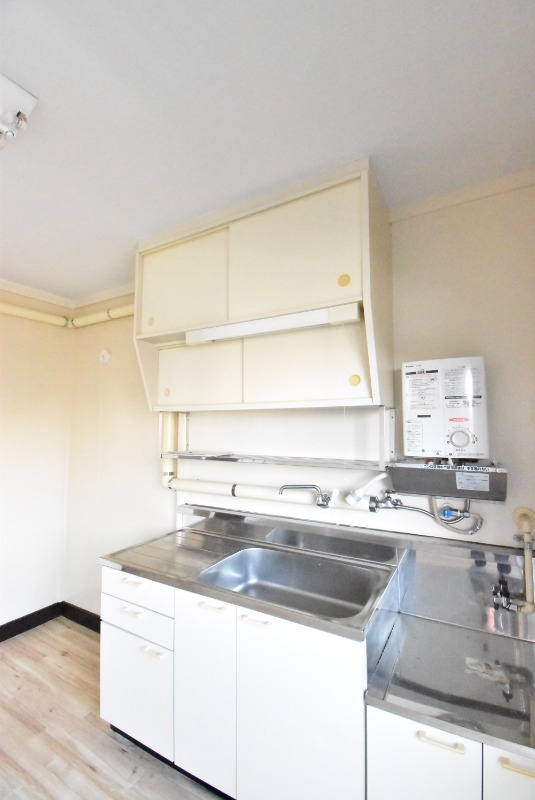 ��ʌ�����s����P���ڂ̃}���V�����̃L�b�`��