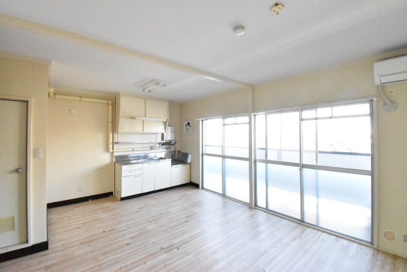 ��ʌ�����s����P���ڂ̃}���V�����̂��̑������E�X�y�[�X