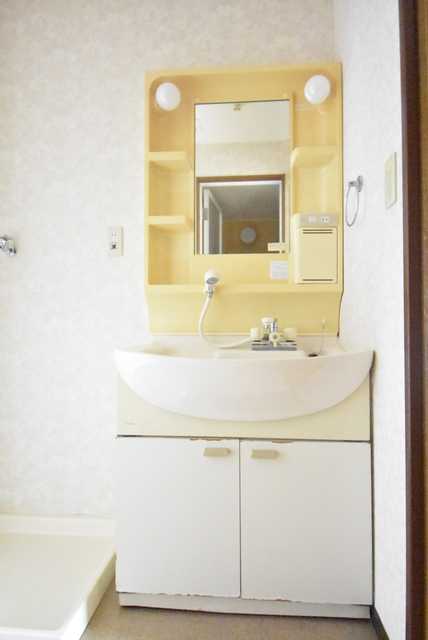 ��ʌ��������܎s��{��听���P���ڂ̃}���V�����̐��ʏ�