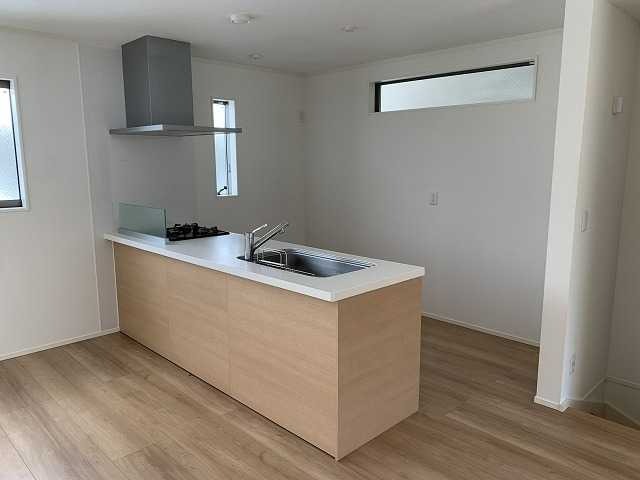 ��ʌ��������܎s��{��V�����P���ڂ̈�ˌ��ẴL�b�`��