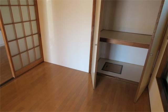 ��ʌ��������܎s���搼�x�P�O���ڂ̃A�p�[�g�̂��̑������E�X�y�[�X