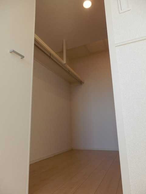 ��ʌ��z�J�s�_�����Q���ڂ̃A�p�[�g�̎��[