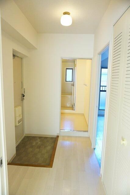 ��ʌ�����s�˒˂R���ڂ̃}���V�����̌���