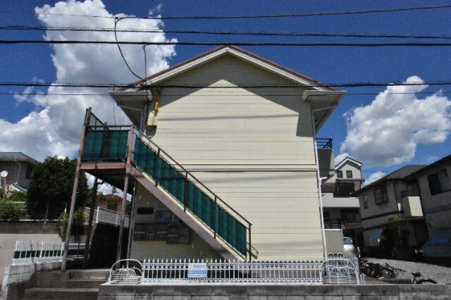 ��ʌ��������܎s�����擌��{�P���ڂ̃A�p�[�g�̌����O��