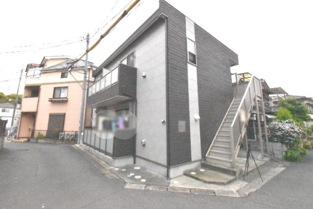 ��ʌ�����s�厚�V��h�̃A�p�[�g�̌����O��