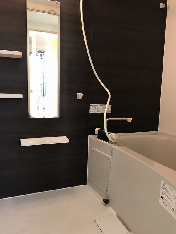 ��ʌ�����s�厚�V��h�̃A�p�[�g�̃o�X