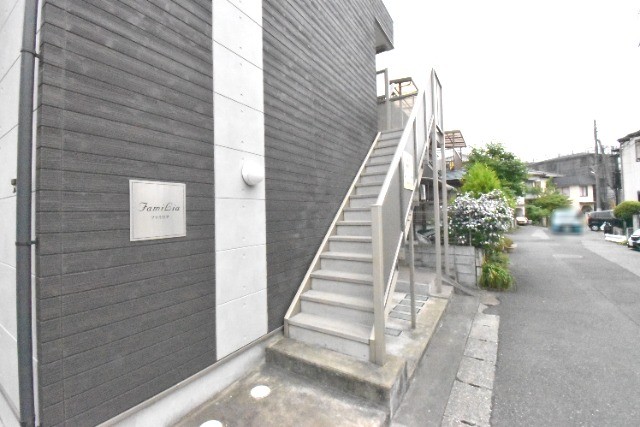 ��ʌ�����s�厚�V��h�̃A�p�[�g�̃G���g�����X