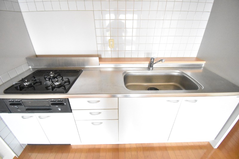 ��ʌ��������܎s�k�擌�听���P���ڂ̃}���V�����̃L�b�`��