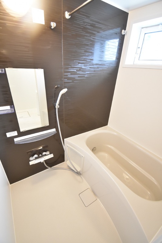 ��ʌ��������܎s�Y�a���؍�U���ڂ̃A�p�[�g�̃o�X