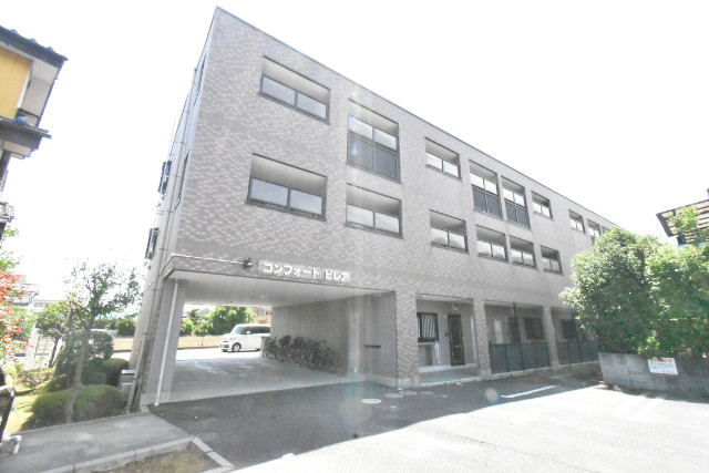 ��ʌ������s���h�P���ڂ̃}���V�����̃G���g�����X