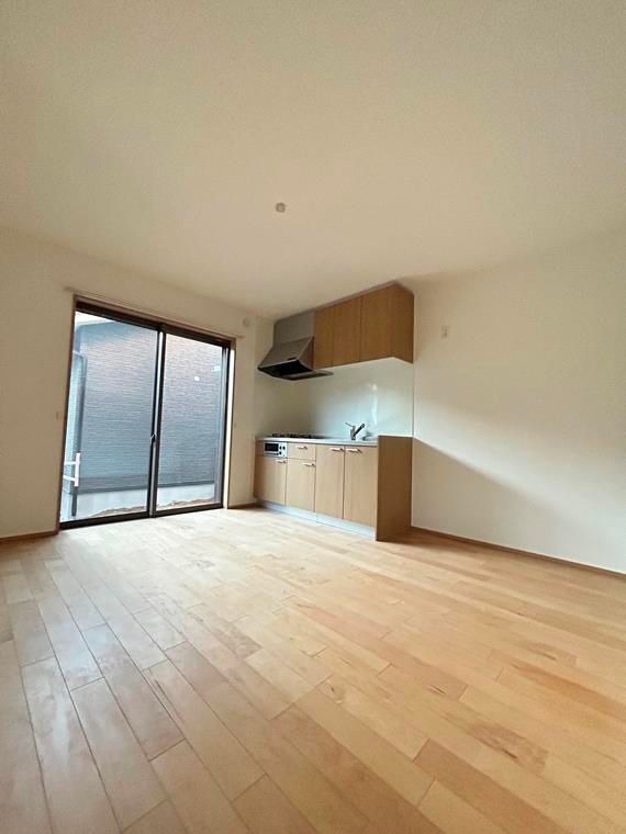 ��ʌ��������܎s�k��~�͒��̃A�p�[�g�̂��̑������E�X�y�[�X