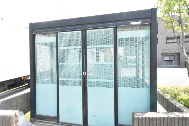 ��ʌ������s���h�P���ڂ̃}���V�����̂��̑�