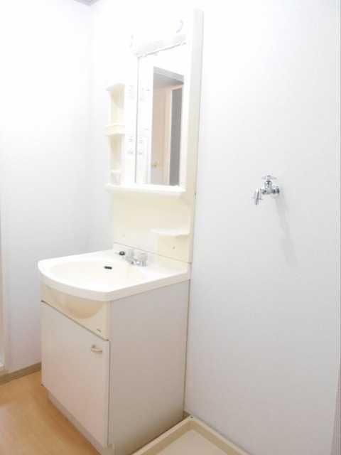 ��ʌ��������܎s�k��ʏ����̃A�p�[�g�̐��ʏ�