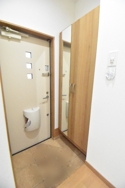 ��ʌ��������܎s��΋���q�P���ڂ̃A�p�[�g�̌���