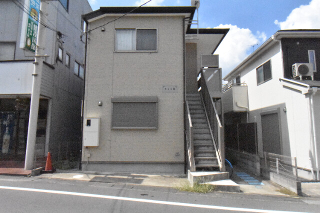 ��ʌ��������܎s��΋���q�P���ڂ̃A�p�[�g�̃G���g�����X